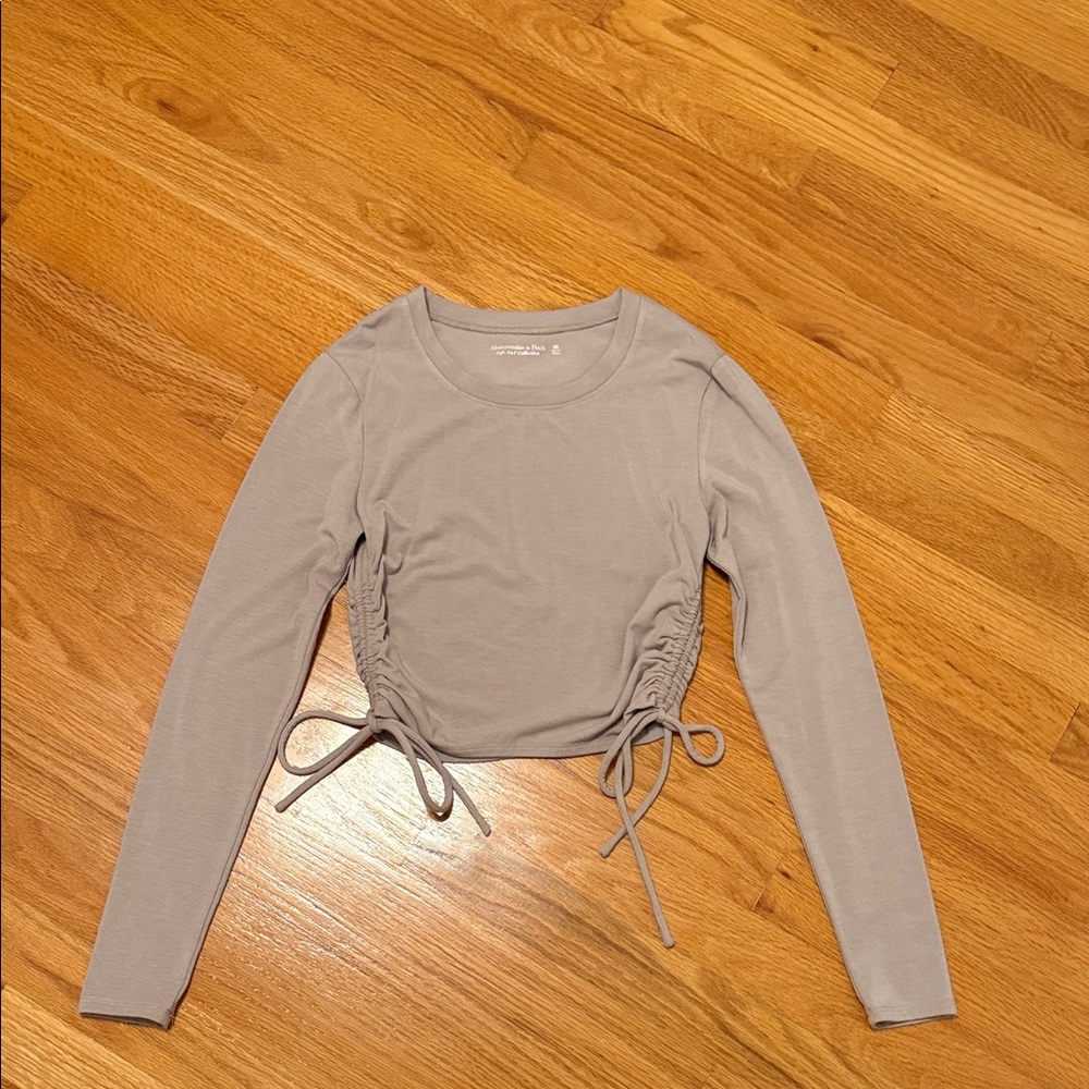 Abercrombie & Fitch Taupe Ruched Long Sleeve Top